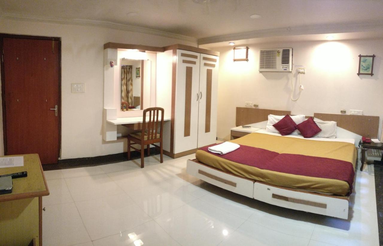 Livewel Serviced Apartments Bombay Esterno foto